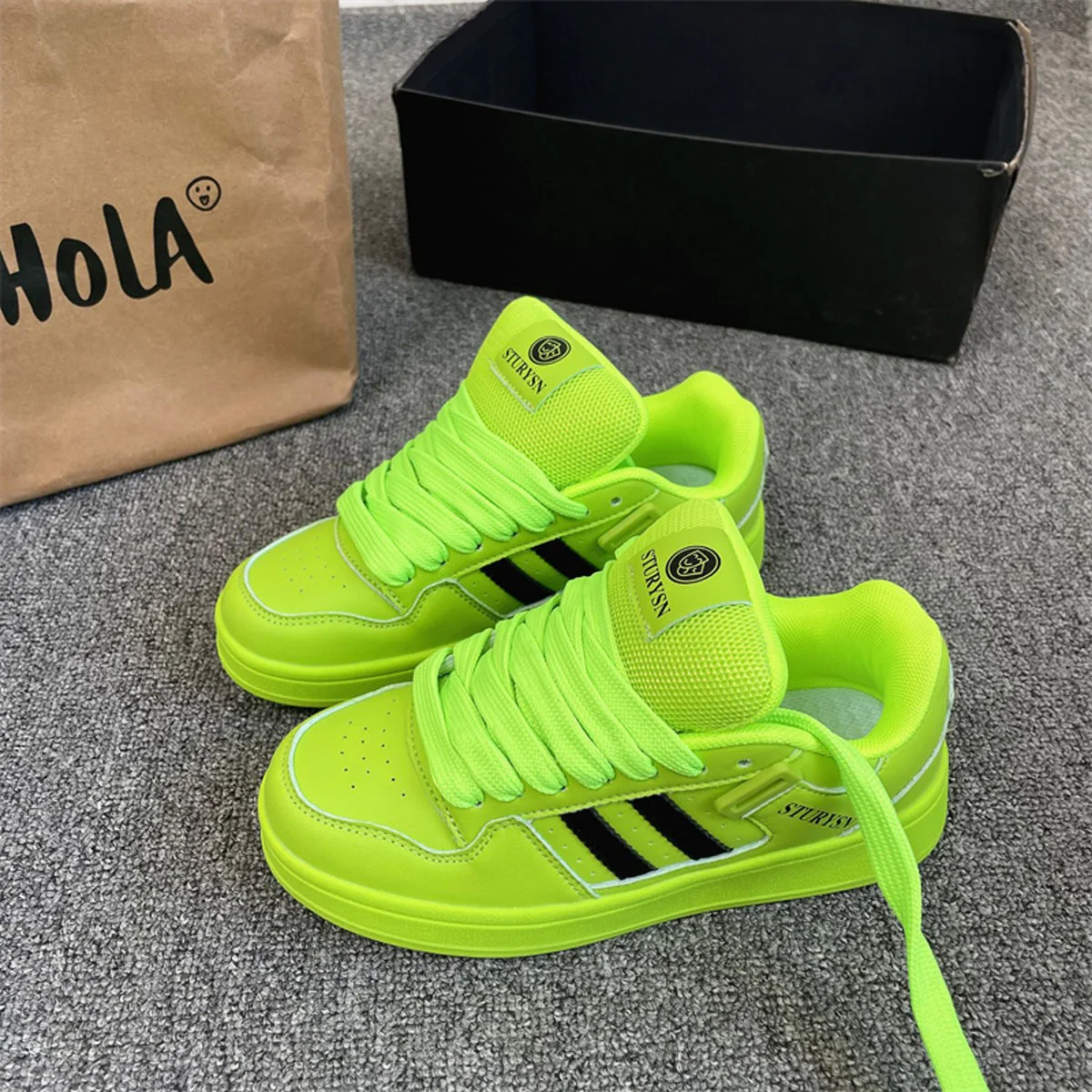 Damen Sportliche Sneaker mit gepolsterter Laufsohle und atmungsaktivem Obermaterial Heidi Mode - Image 2