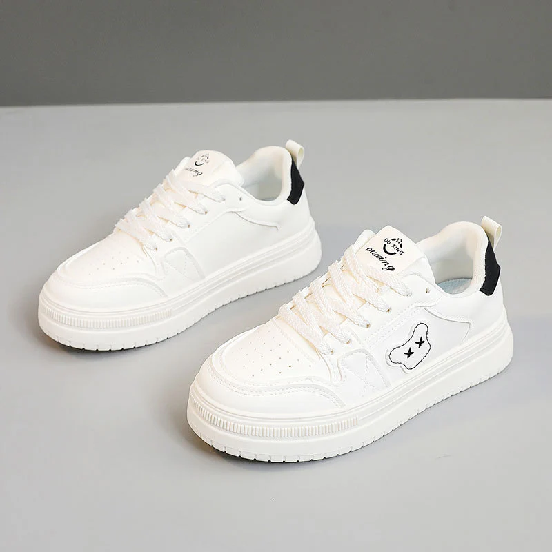Damen Sportliche Sneaker mit gepolsterter Laufsohle und atmungsaktiver Obermaterialkombination Heidi Mode - Image 2