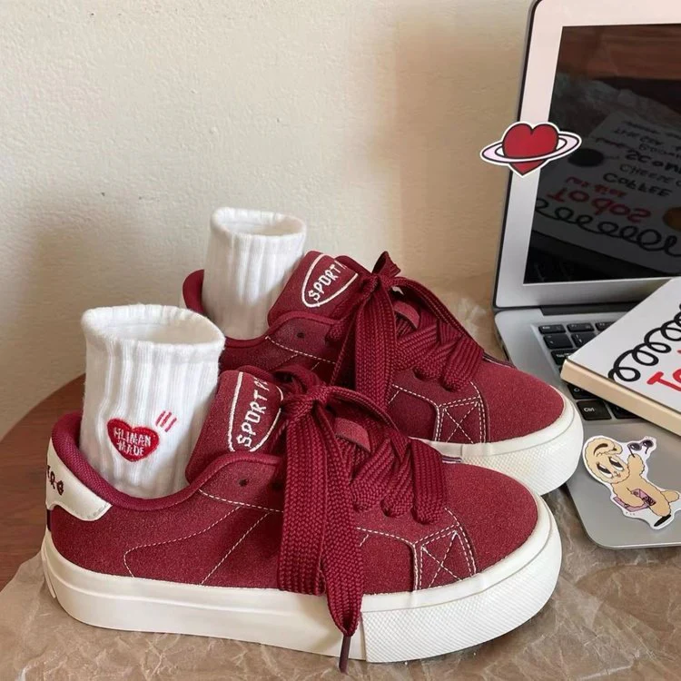 Damen Sportliche Sneaker mit hohem Kragen und eleganter Schnürung Heidi Mode