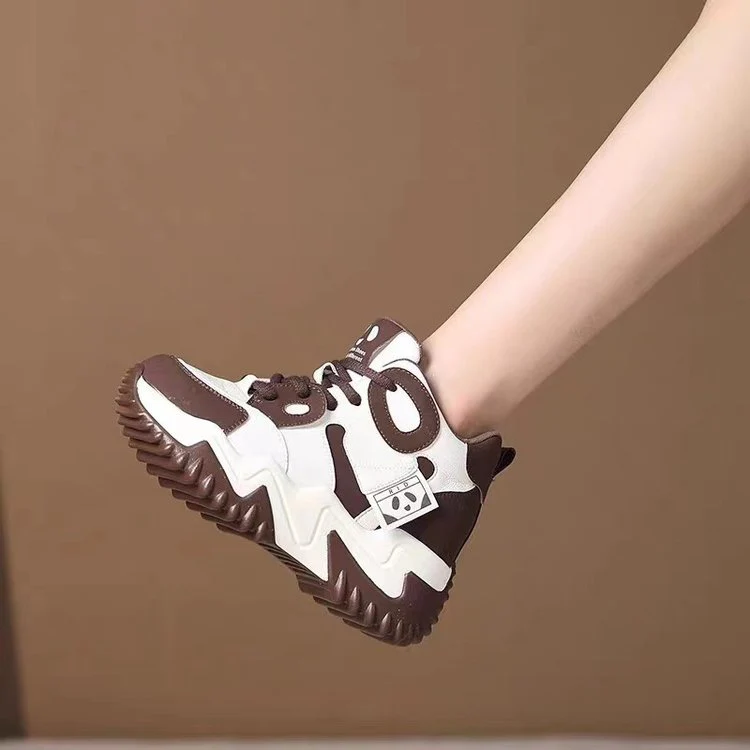 Damen Sportliche Sneaker mit innovativem Design und rutschfester Sohle Heidi Mode - Image 3