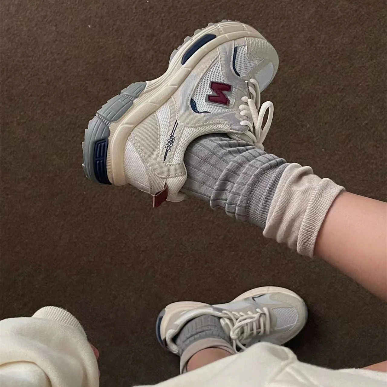 Damen Sportliche Sneaker mit innovativer Dämpfungstechnologie und atmungsaktivem Obermaterial Heidi Mode - Image 3