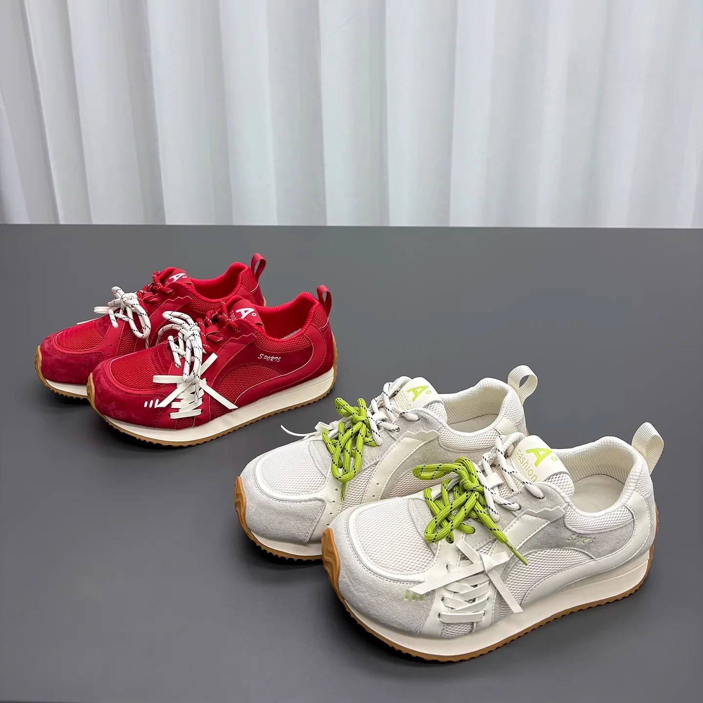 Damen Sportliche Sneaker mit innovativer Schnürtechnologie und atmungsaktiver Obermaterialkombination Heidi Mode