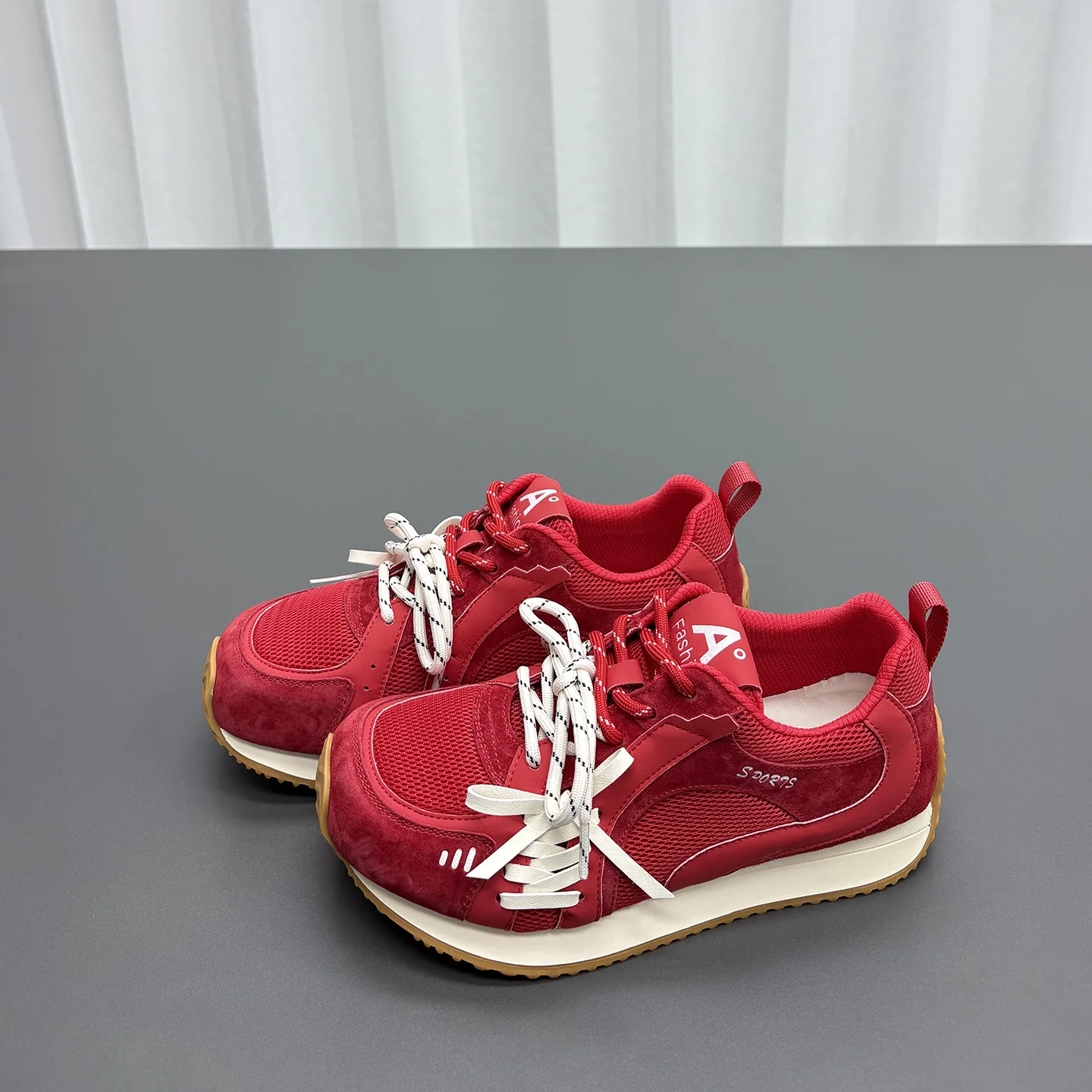 Damen Sportliche Sneaker mit innovativer Schnürtechnologie und atmungsaktiver Obermaterialkombination Heidi Mode - Image 7