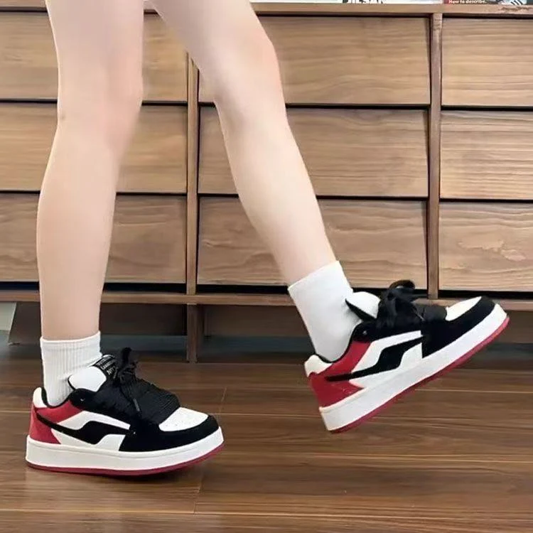 Damen Sportliche Sneaker mit modischem Design und atmungsaktiven Elementen Heidi Mode - Image 5