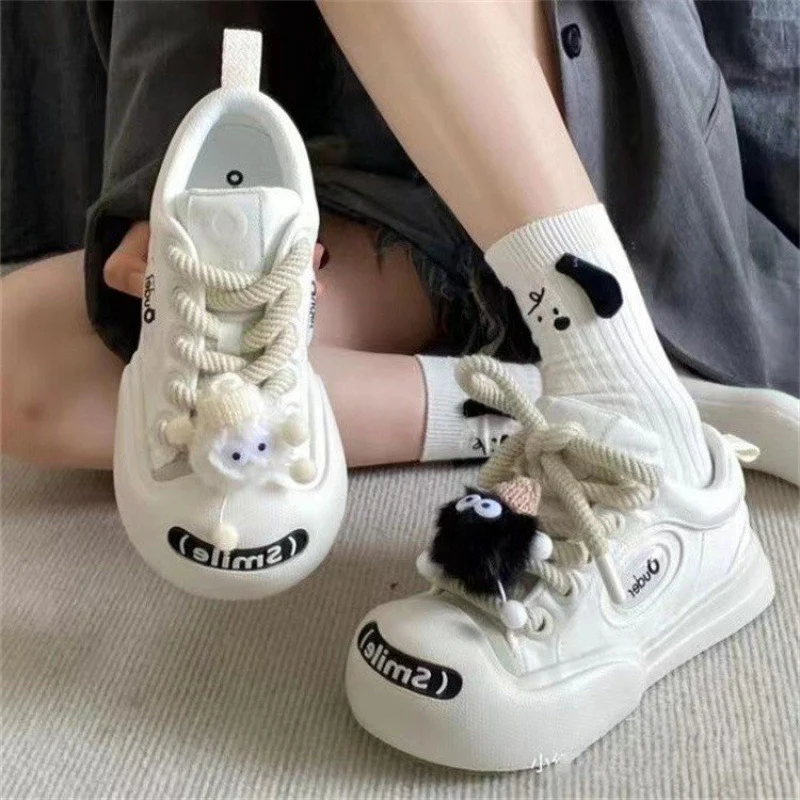 Damen Sportliche Sneaker mit modischem Textilobermaterial und klassischem Schnürsystem Heidi Mode - Image 4