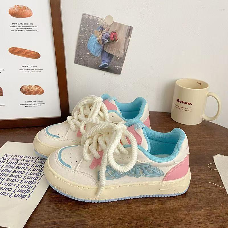 Damen Sportliche Sneaker mit modischen Akzenten und dicker Sohle Heidi Mode - Image 6