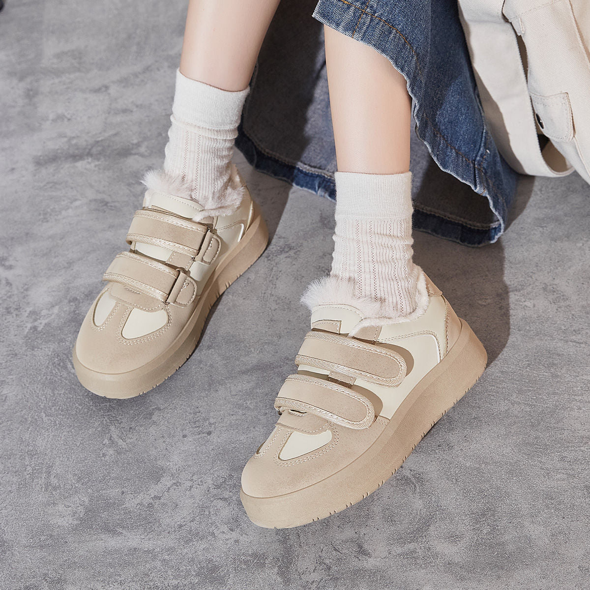 Damen Sportliche Sneaker mit praktischem Klettverschluss und weichem Futtermaterial Heidi Mode - Image 2