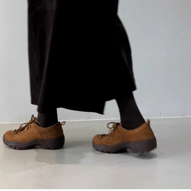 Damen Sportliche Sneaker mit samtiger Wildlederoberfläche und rutschfester Sohle Heidi Mode - Image 4