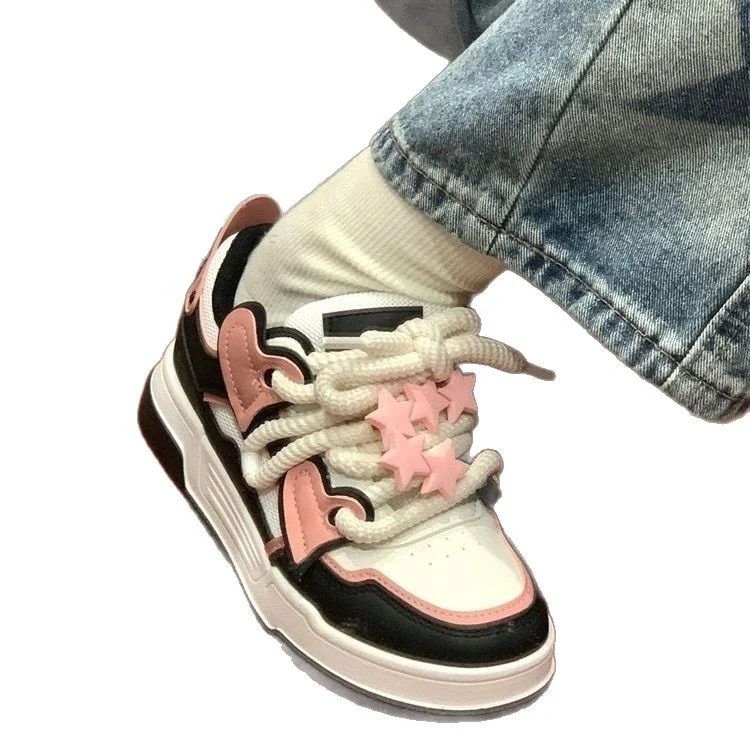Damen Sportliche Sneaker mit verspieltem Sternenmotiv Heidi Mode - Image 5