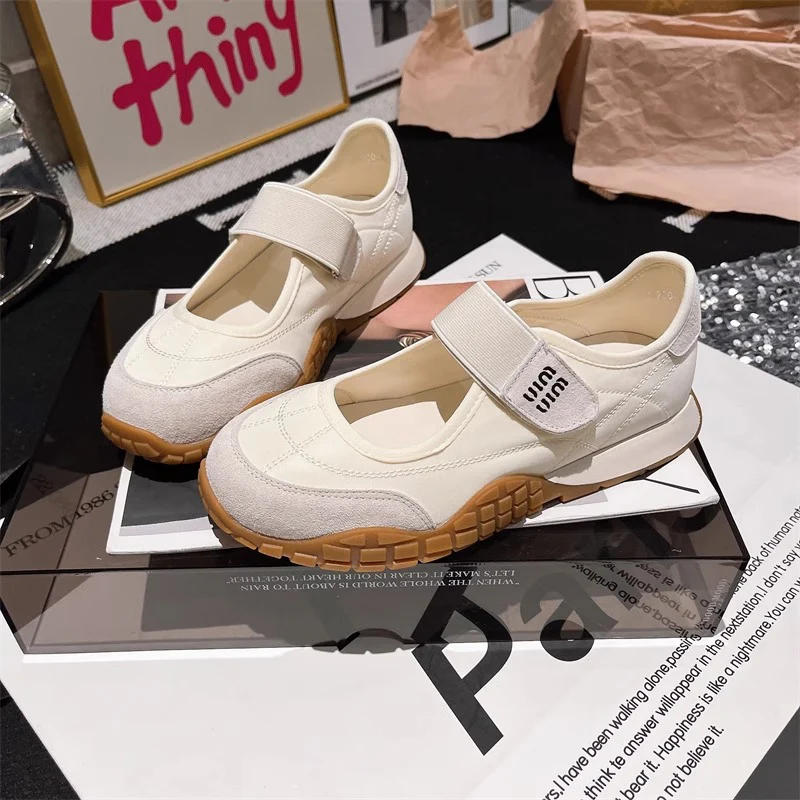Damen Sportliche Sneaker mit verstellbarem Klettverschluss und atmungsaktivem Obermaterial Heidi Mode - Image 8