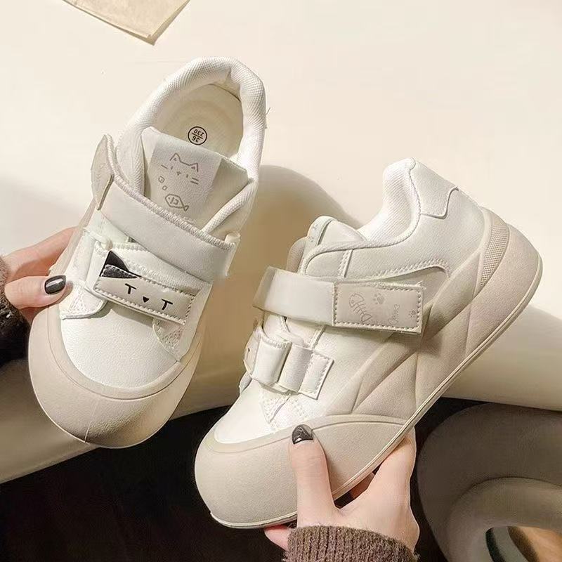 Damen Sportliche Sneaker mit verstellbarem Klettverschluss und bequemer Polsterung Heidi Mode