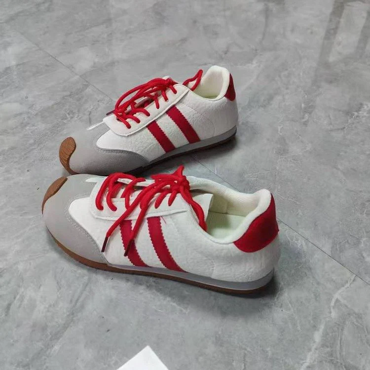 Damen Sportliche Sneaker mit weichem Veloursleder und rutschfester Sohle Heidi Mode - Image 5