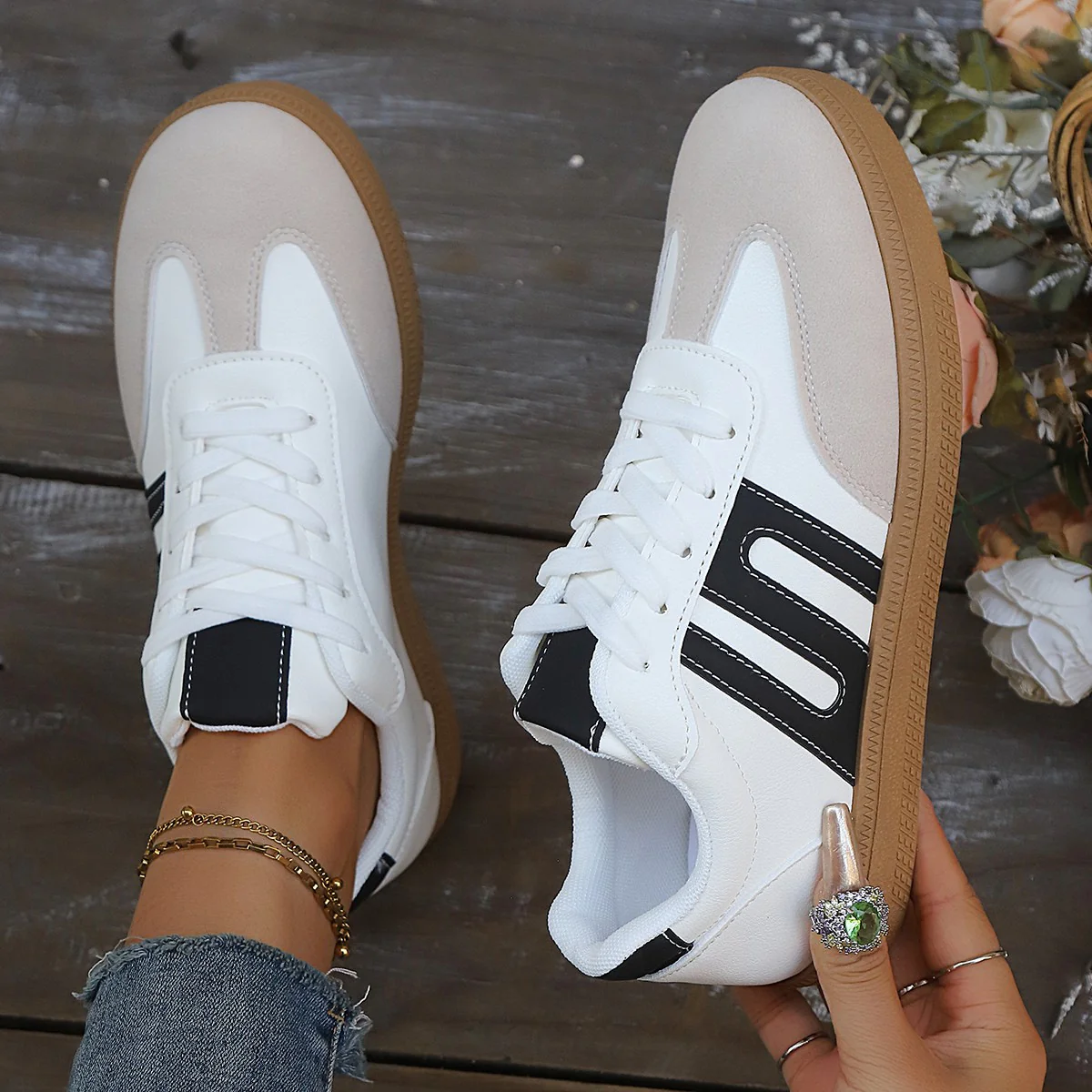 Damen Sportliche Sneakers aus hochwertigem Kunstleder mit bequemer Dämpfung Heidi Mode - Image 3