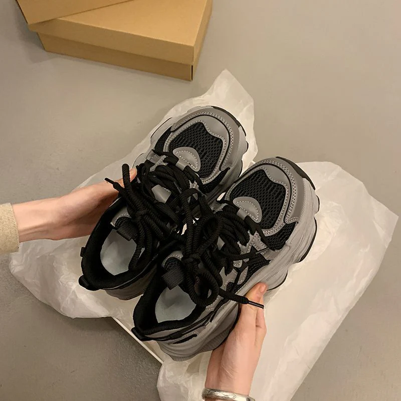 Damen sportliche Sneakers im innovativen Chunky-Design mit atmungsaktiven Einsätzen Heidi Mode - Image 2