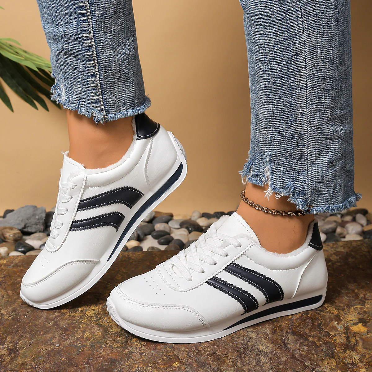 Damen Sportliche Sneakers im Retro-Design mit komfortabler Dämpfung Heidi Mode