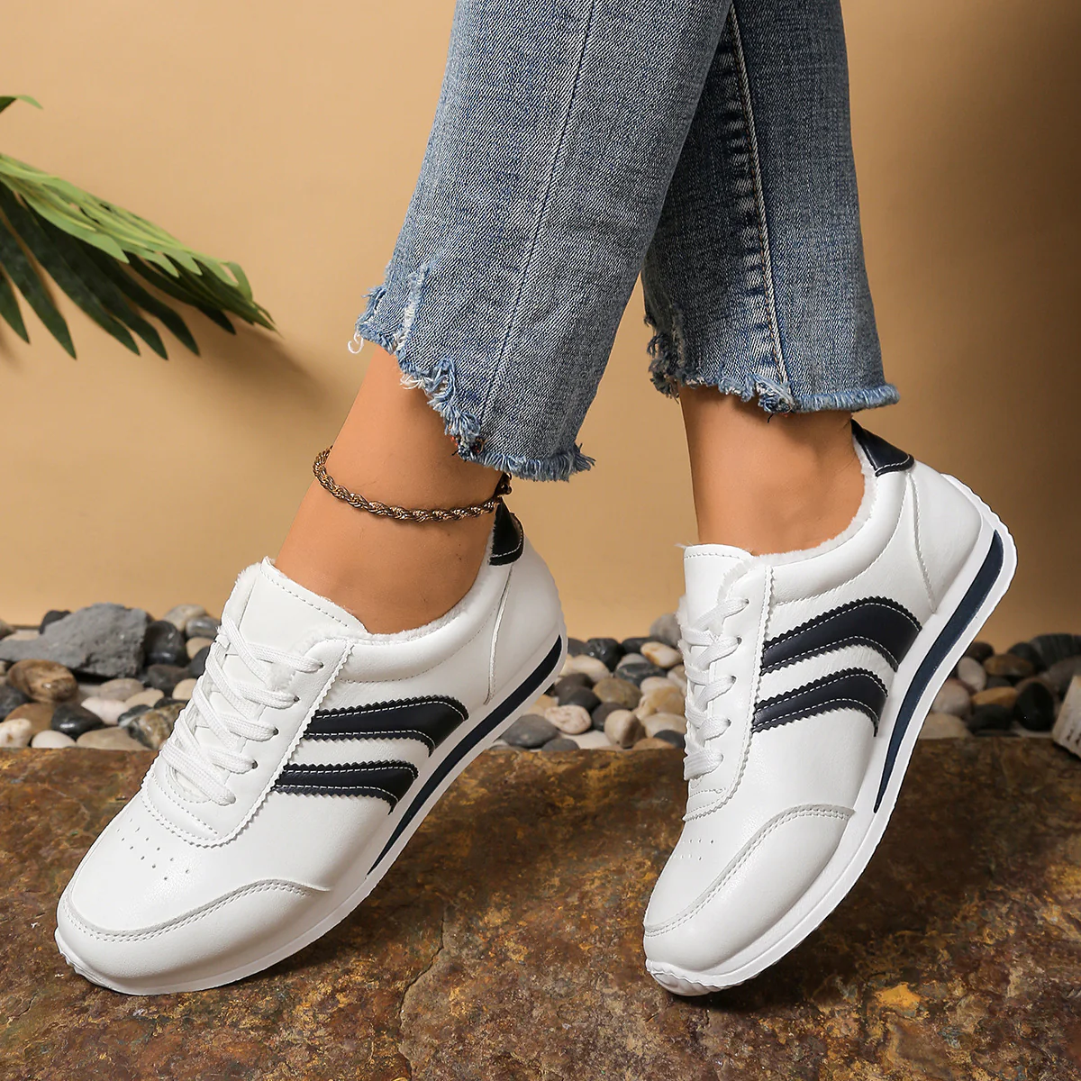 Damen Sportliche Sneakers im Retro-Design mit komfortabler Dämpfung Heidi Mode - Image 3