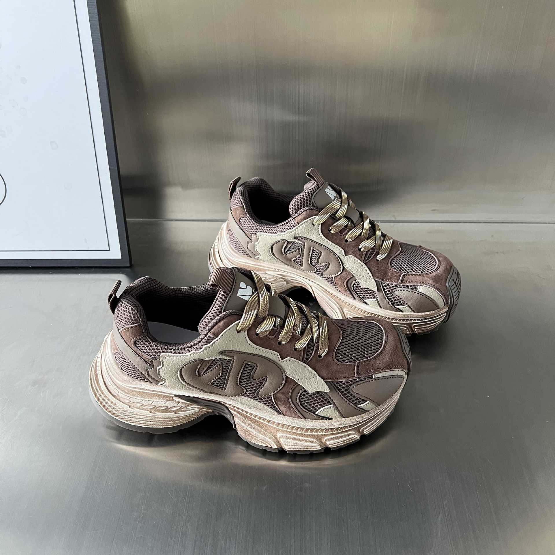 Damen Sportliche Sneakers mit atmungsaktivem Mesh-Einsatz und dämpfendem Komfort Heidi Mode - Image 9