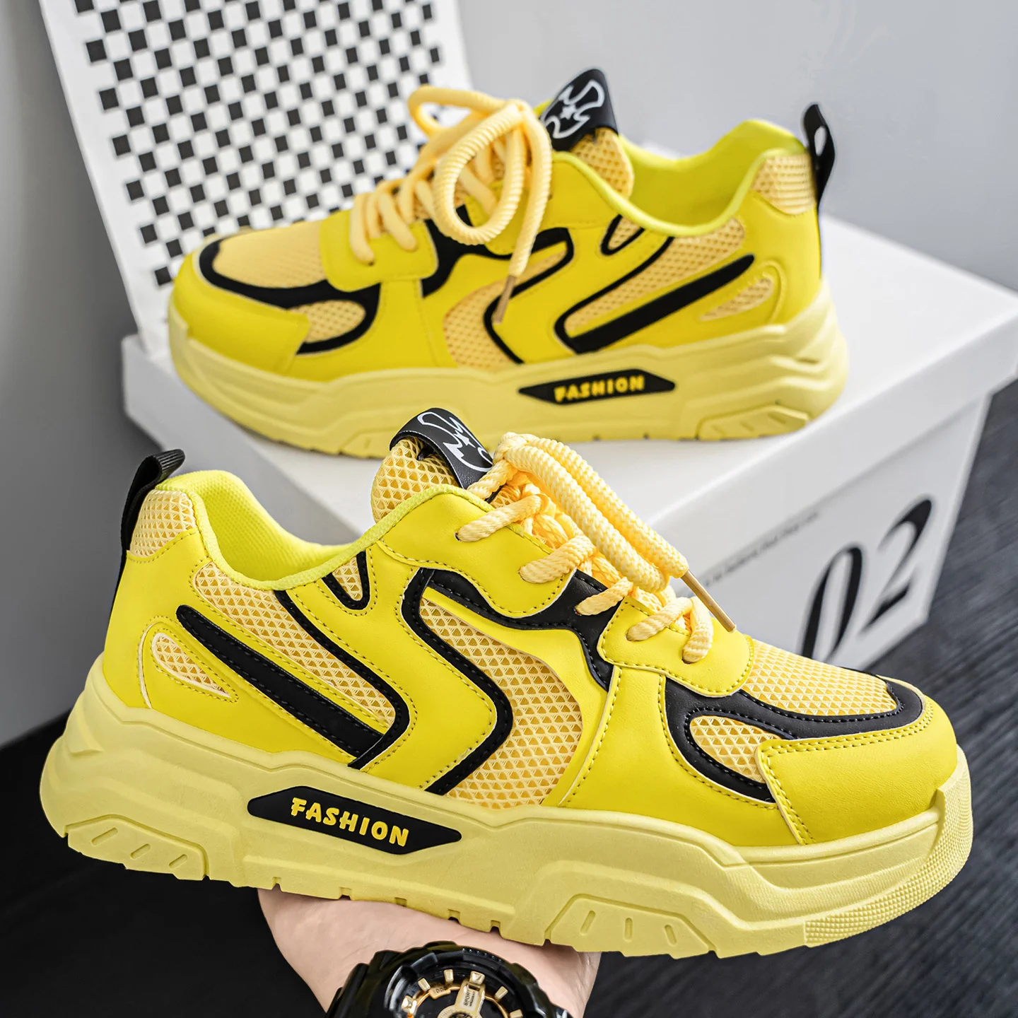 Damen Sportliche Sneakers mit atmungsaktivem Mesh-Obermaterial und rutschfester Sohle Heidi Mode