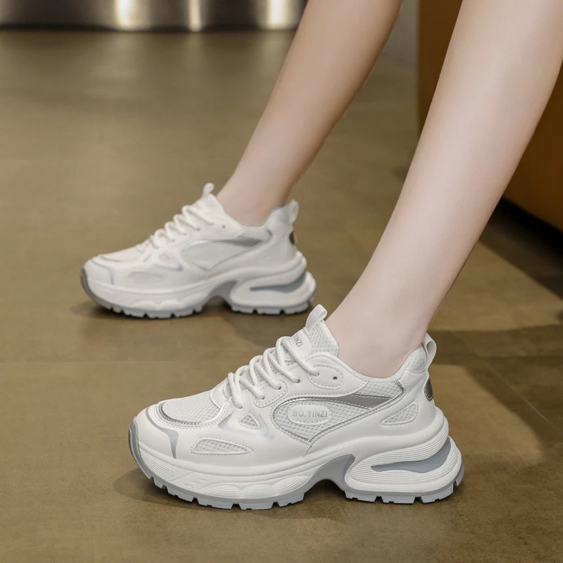 Damen Sportliche Sneakers mit atmungsaktivem Mesh-Obermaterial und stoßdämpfender Sohle Heidi Mode - Image 3