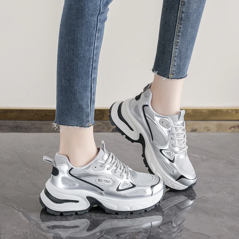 Damen Sportliche Sneakers mit atmungsaktivem Mesh-Obermaterial und stoßdämpfender Sohle Heidi Mode - Image 4
