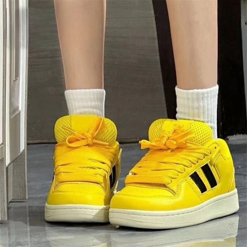 Damen Sportliche Sneakers mit atmungsaktivem Mesh und eleganter Schnürung Heidi Mode - Image 4