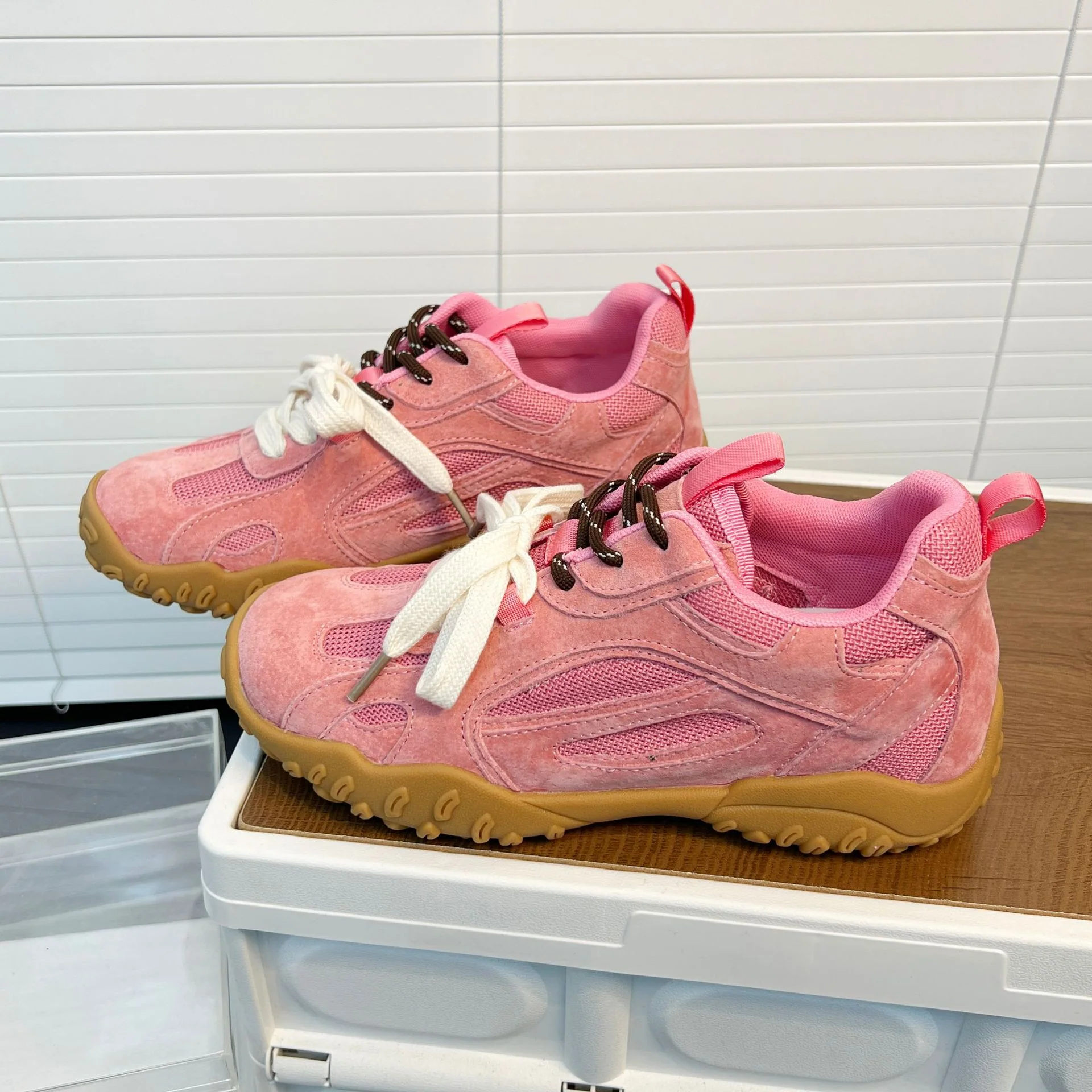 Damen Sportliche Sneakers mit atmungsaktivem Mesh und rutschfester Sohle Heidi Mode - Image 2