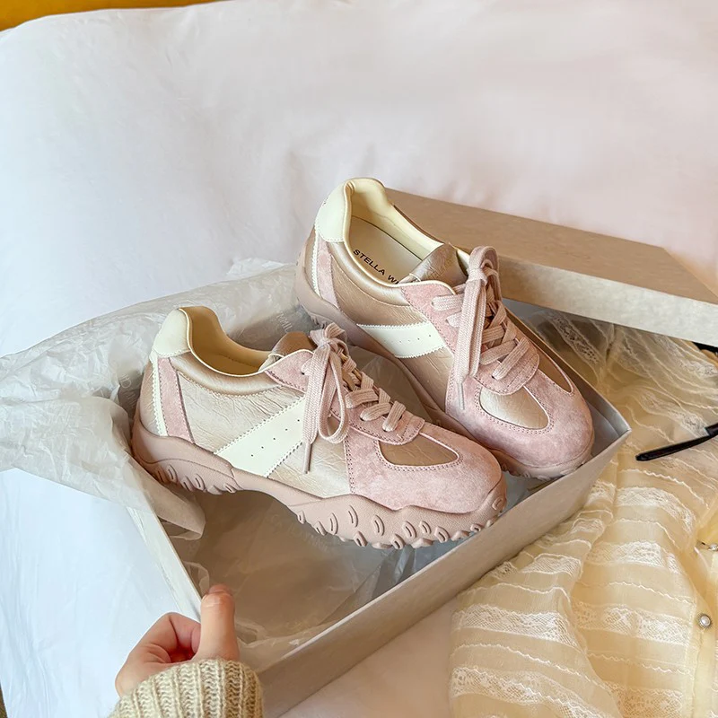 Damen Sportliche Sneakers mit atmungsaktivem Obermaterial und ausgeflipptem Laufprofil Heidi Mode - Image 6