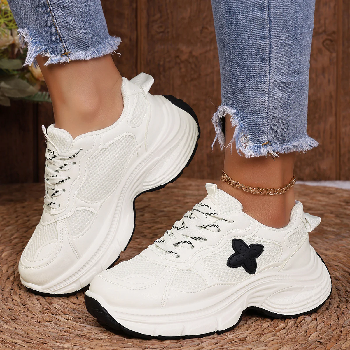 Damen Sportliche Sneakers mit atmungsaktivem Obermaterial und rutschfester Laufsohle Heidi Mode - Image 3