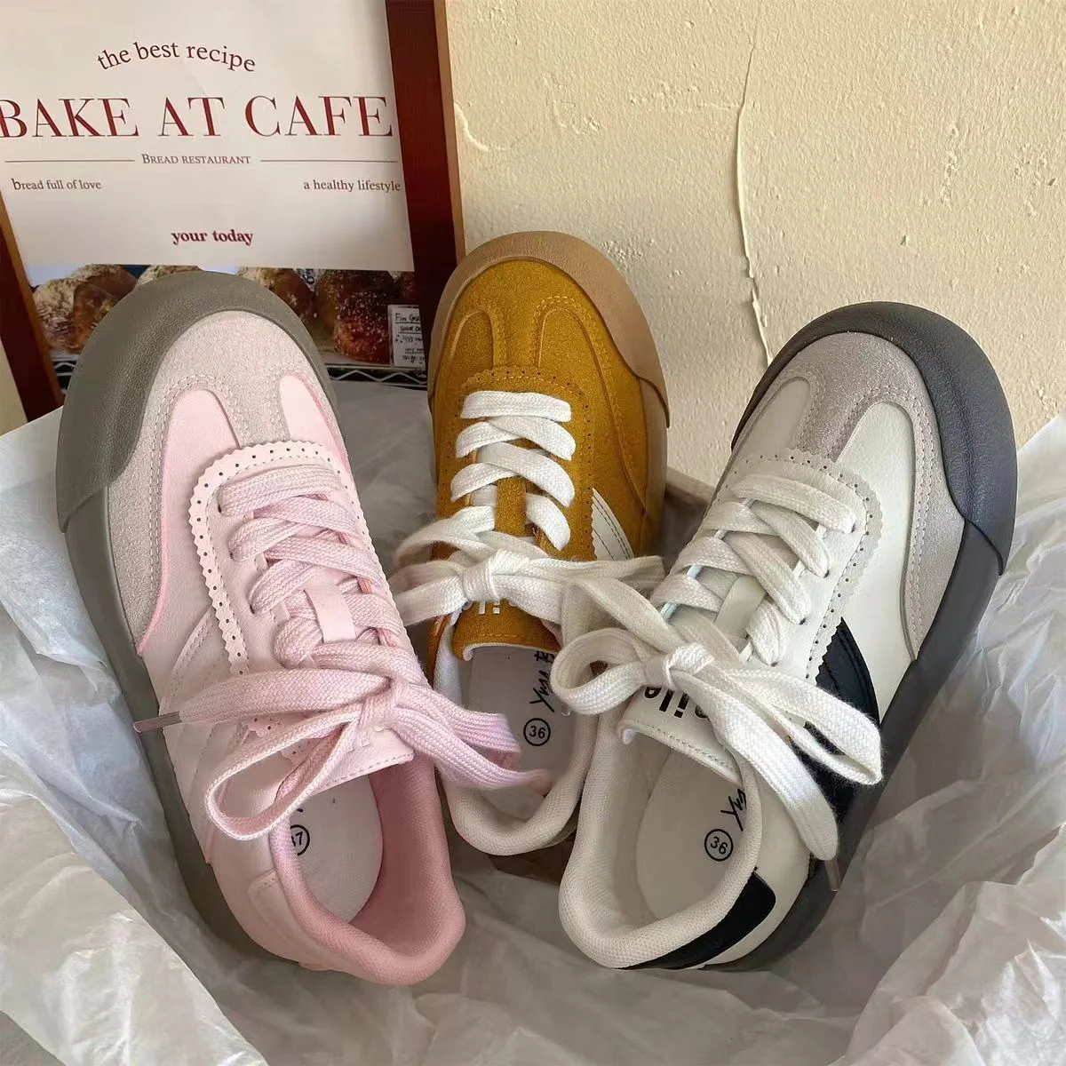 Damen Sportliche Sneakers mit atmungsaktivem Obermaterial und rutschfester Laufsohle Heidi Mode - Image 4