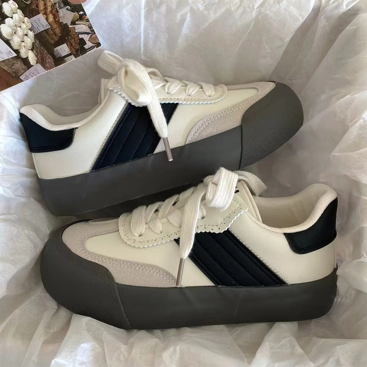 Damen Sportliche Sneakers mit atmungsaktivem Obermaterial und rutschfester Laufsohle Heidi Mode - Image 7