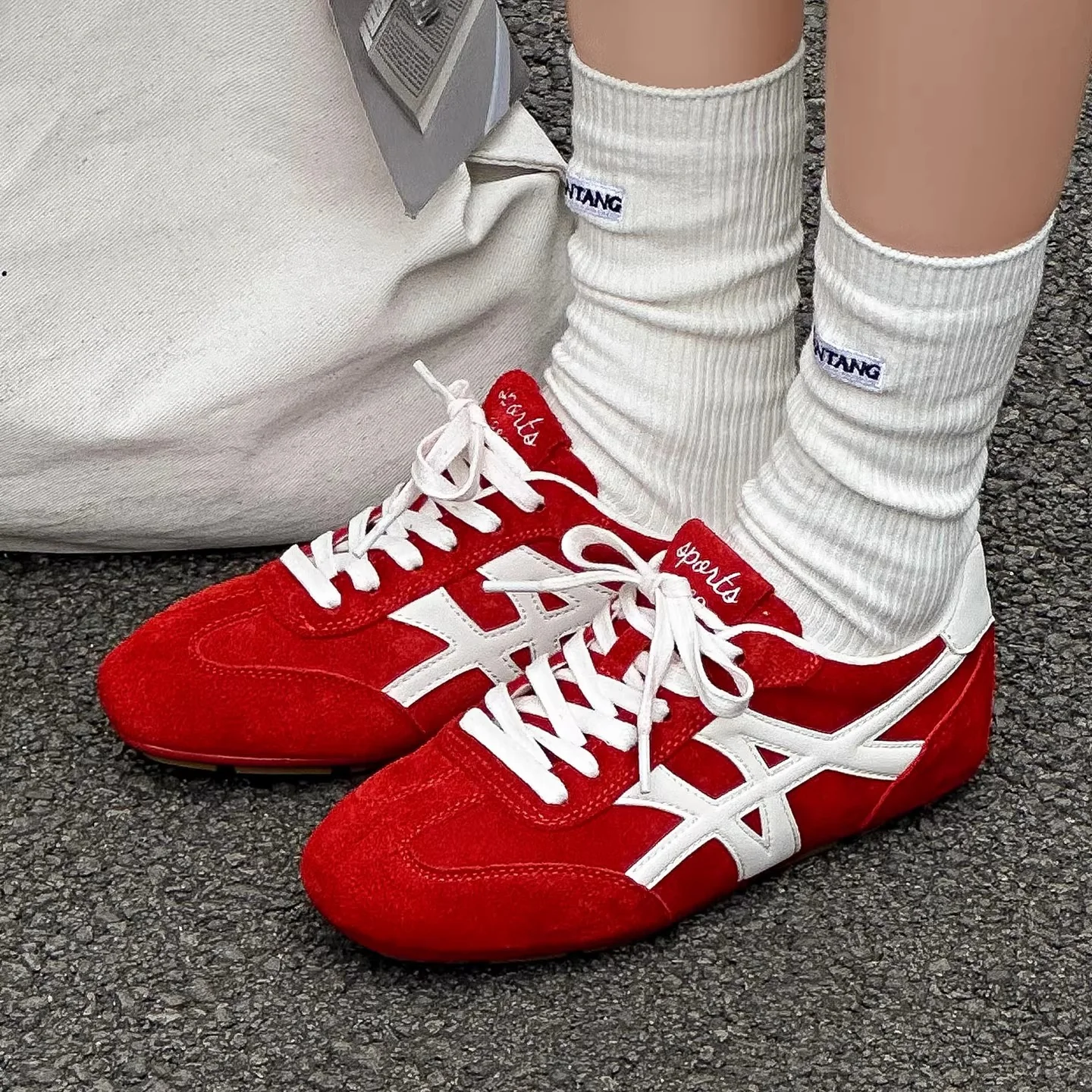 Damen Sportliche Sneakers mit atmungsaktivem Obermaterial und rutschfester Sohle Heidi Mode
