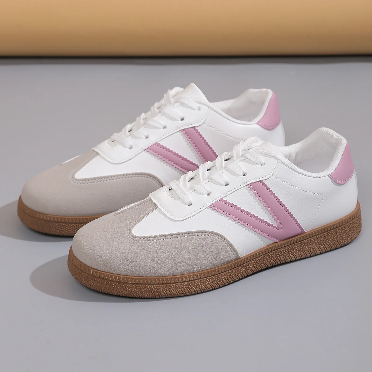 Damen Sportliche Sneakers mit atmungsaktiven Obermaterialien und rutschfester Sohle Heidi Mode - Image 4