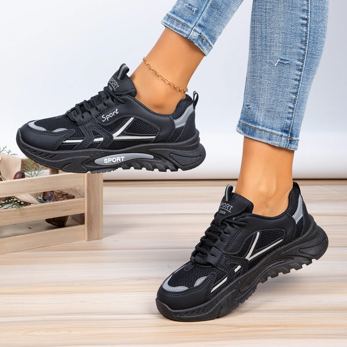 Damen Sportliche Sneakers mit atmungsaktiver Mesh-Konstruktion und stoßdämpfender Sohle Heidi Mode - Image 2