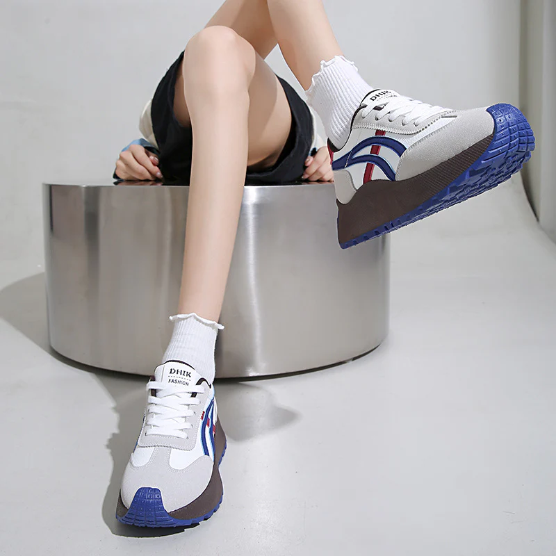 Damen Sportliche Sneakers mit atmungsaktiver Mesh-Oberfläche und dämpfender Laufsohle Heidi Mode - Image 4