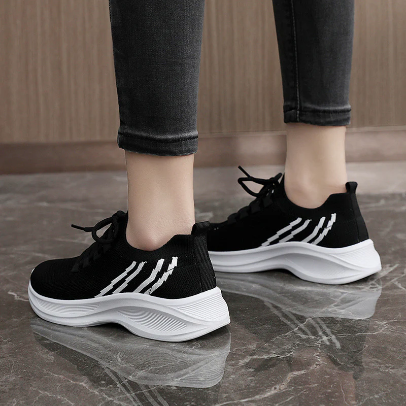 Damen sportliche Sneakers mit atmungsaktiver Mesh-Oberfläche und dämpfender Laufsohle Heidi Mode - Image 4