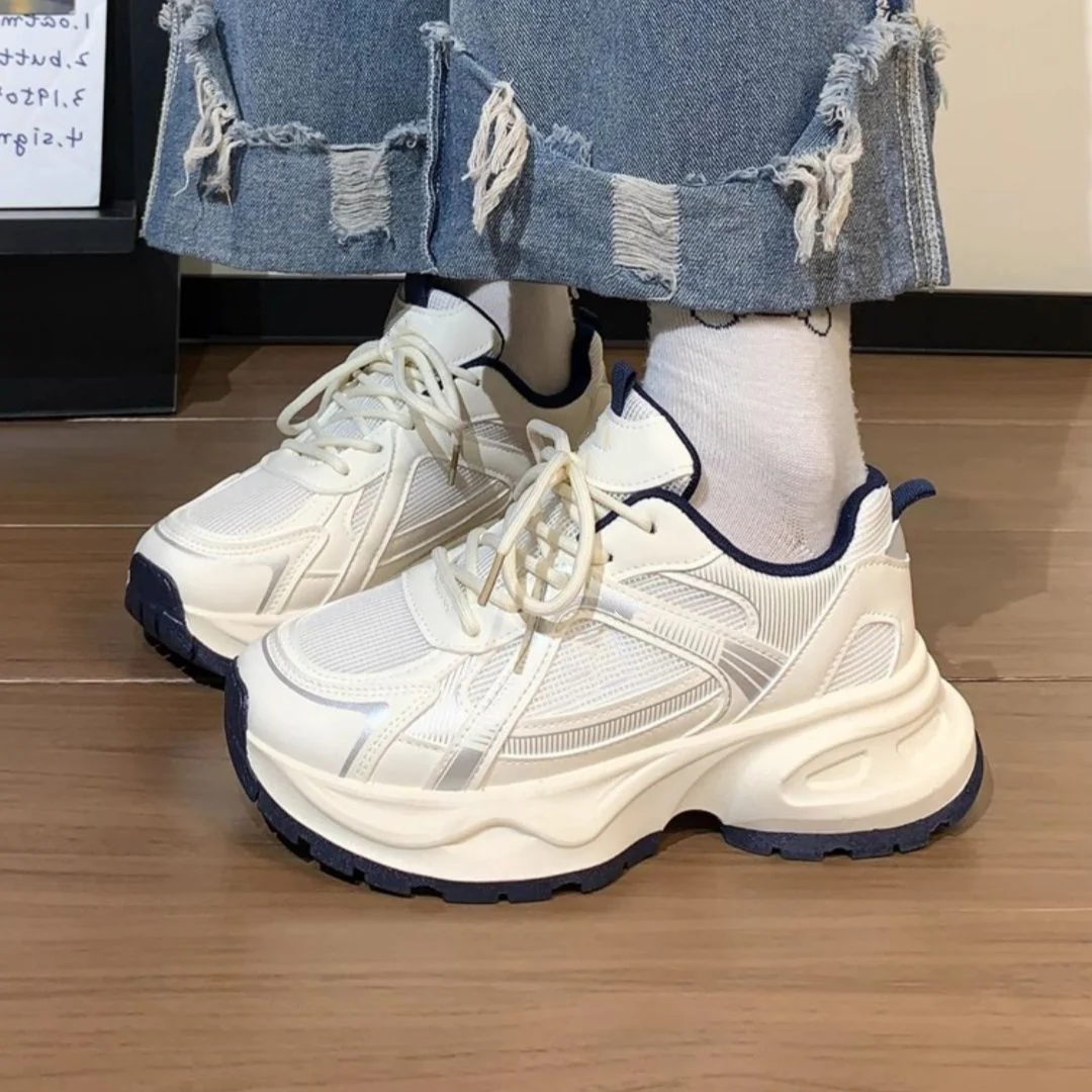 Damen Sportliche Sneakers mit atmungsaktiver Mesh-Oberfläche und dämpfender Sohle Heidi Mode - Image 3