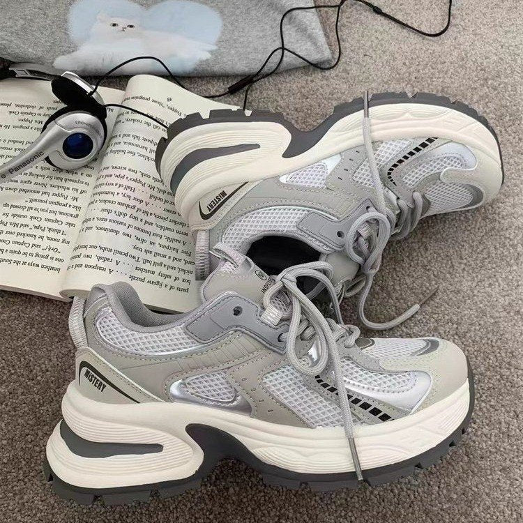 Damen Sportliche Sneakers mit atmungsaktiver Mesh-Oberfläche und dämpfender Zwischensohle Heidi Mode - Image 2