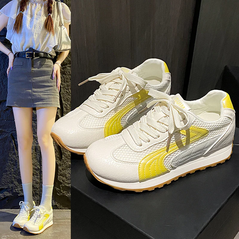 Damen Sportliche Sneakers mit atmungsaktiver Mesh-Oberfläche und reflektierenden Akzenten Heidi Mode