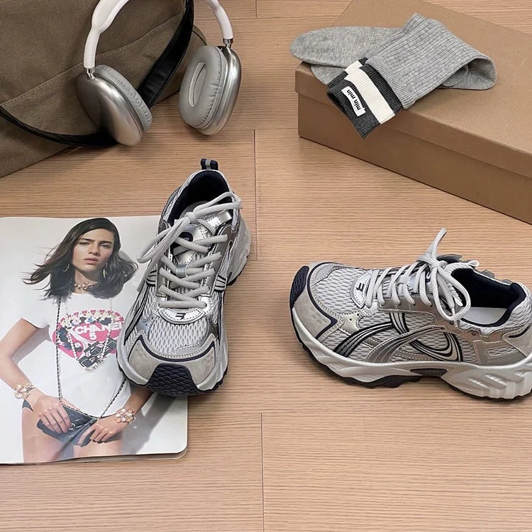 Damen Sportliche Sneakers mit atmungsaktiver Mesh-Oberfläche und robustem Profil Heidi Mode - Image 3