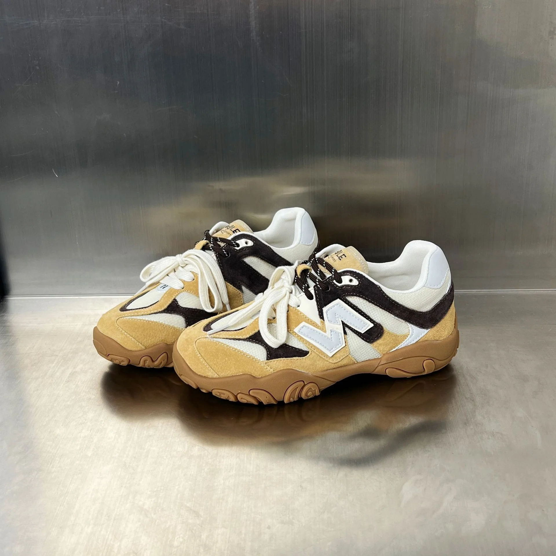 Damen Sportliche Sneakers mit atmungsaktiver Mesh-Oberfläche und robustem Sohlenprofil Heidi Mode - Image 7