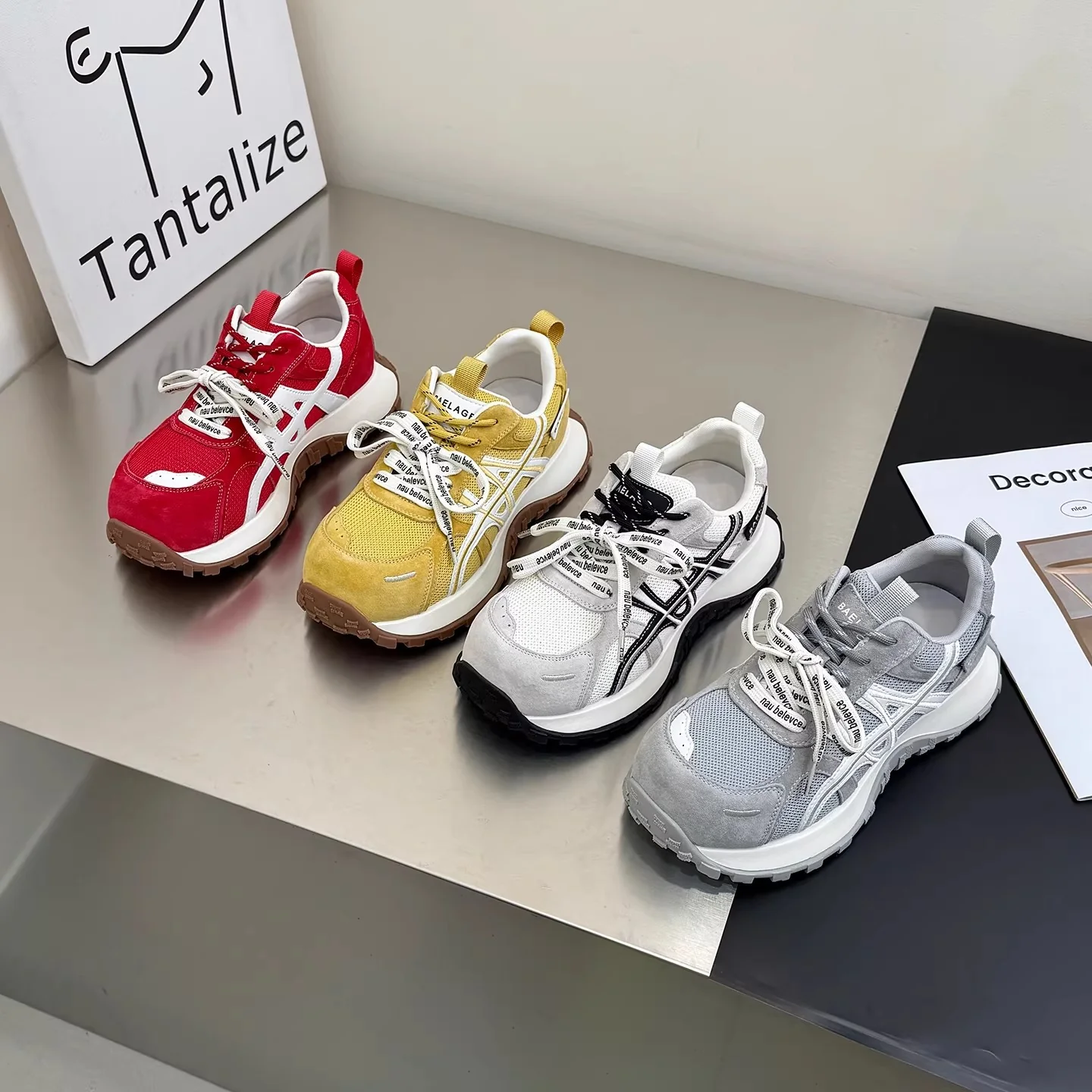Damen Sportliche Sneakers mit atmungsaktiver Mesh-Oberfläche und robustem Sohlenprofil Heidi Mode - Image 2