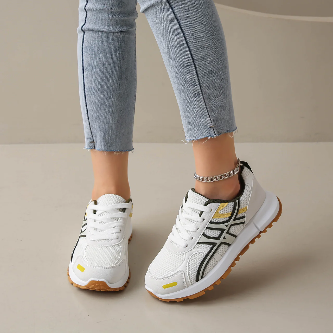 Damen Sportliche Sneakers mit atmungsaktiver Mesh-Oberfläche und rutschfester Laufsohle Heidi Mode - Image 4