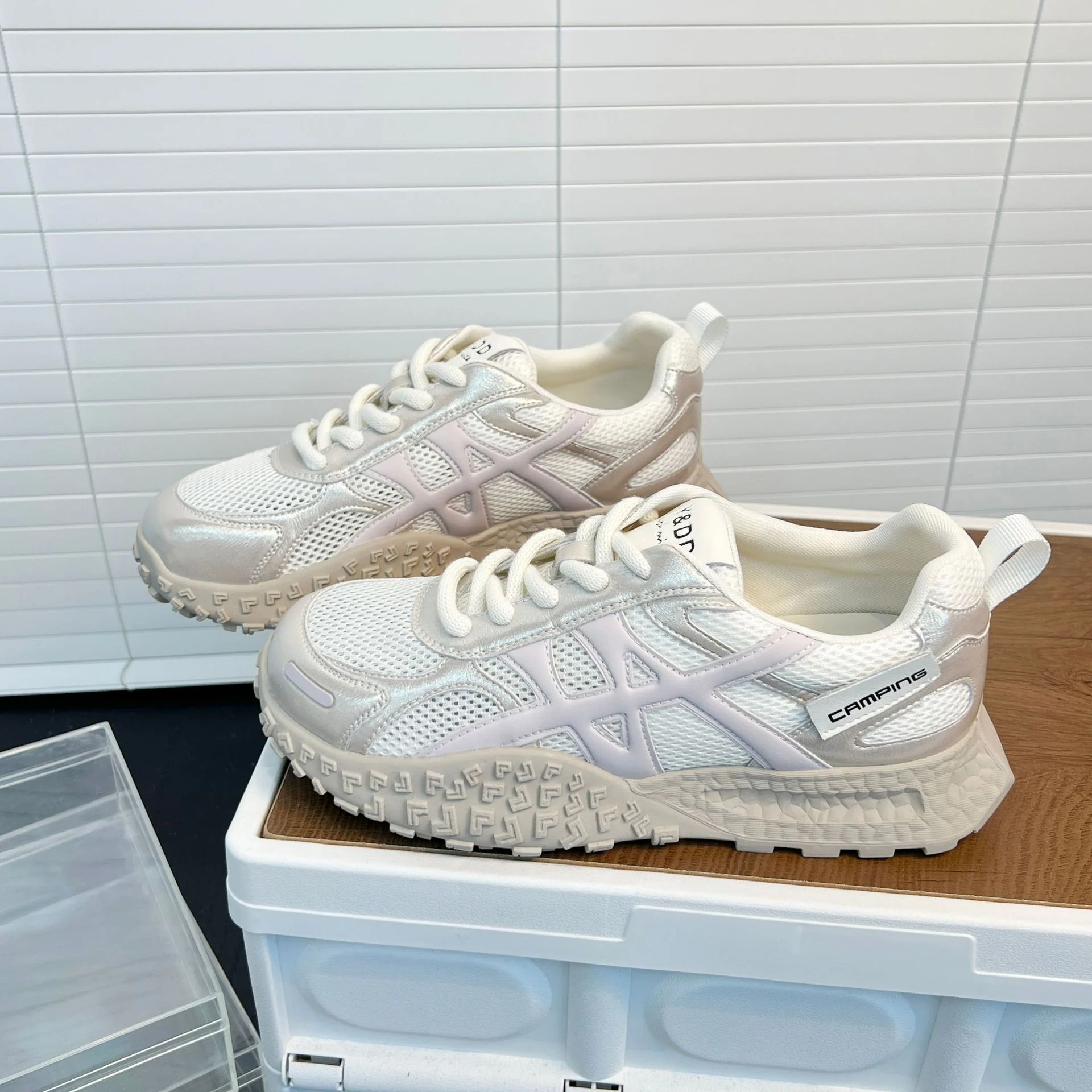 Damen Sportliche Sneakers mit atmungsaktiver Mesh-Oberfläche und rutschfester Sohle Heidi Mode - Image 2