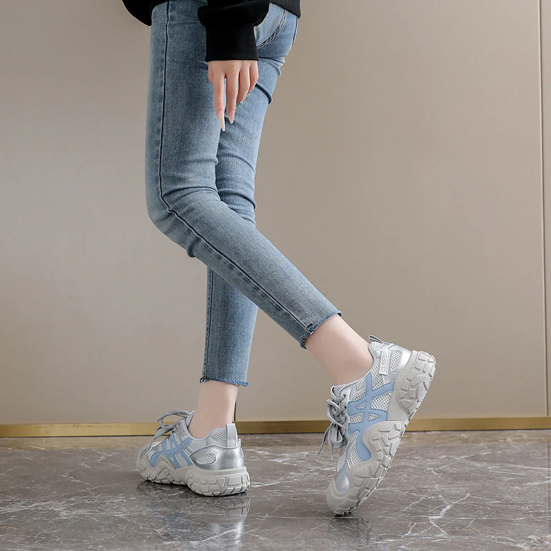 Damen sportliche Sneakers mit atmungsaktiver Mesh-Oberfläche und rutschfester Sohle Heidi Mode - Image 3
