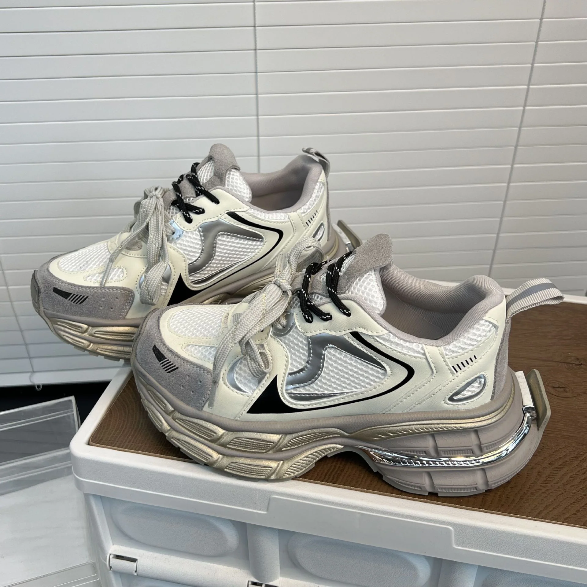 Damen Sportliche Sneakers mit atmungsaktiver Mesh-Oberfläche und stabiler Dämpfungstechnologie Heidi Mode