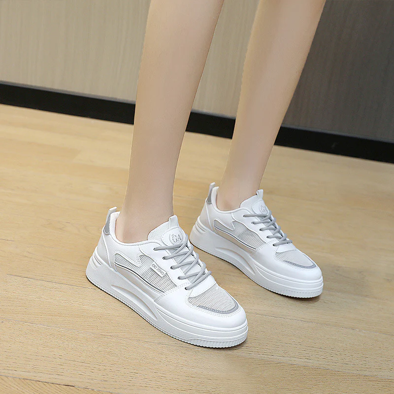 Damen Sportliche Sneakers mit atmungsaktiver Oberfläche und dämpfender Sohle Heidi Mode - Image 4