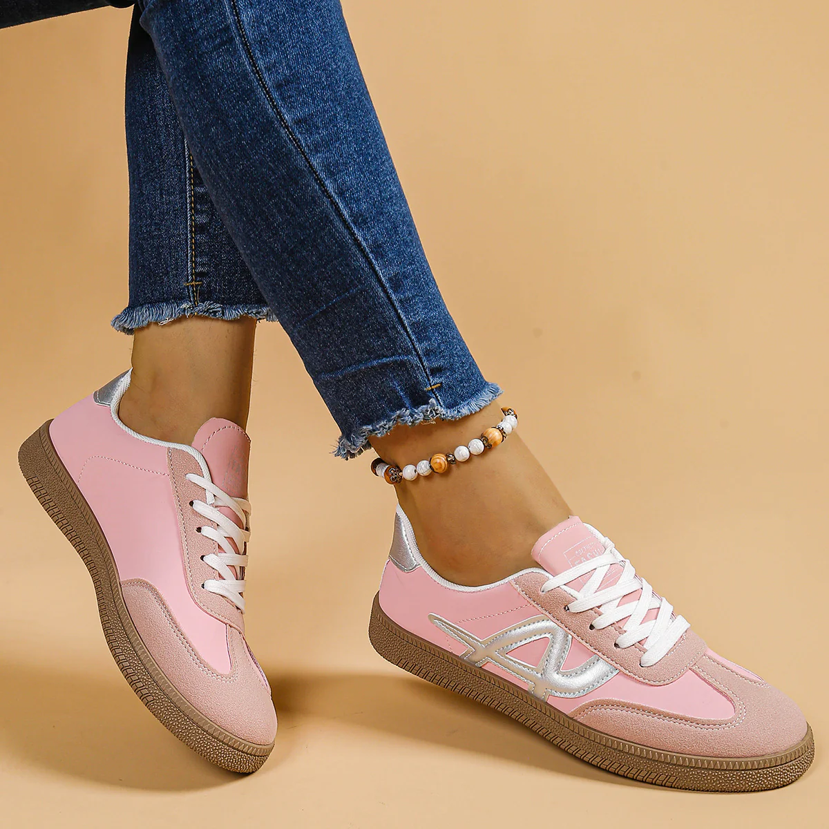 Damen Sportliche Sneakers mit atmungsaktiver Oberflächenstruktur und rutschfester Sohle Heidi Mode - Image 2