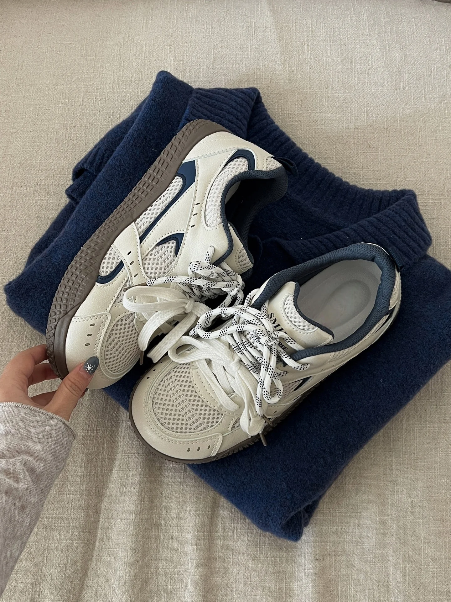 Damen Sportliche Sneakers mit atmungsaktiver Obermaterialstruktur Heidi Mode - Image 7