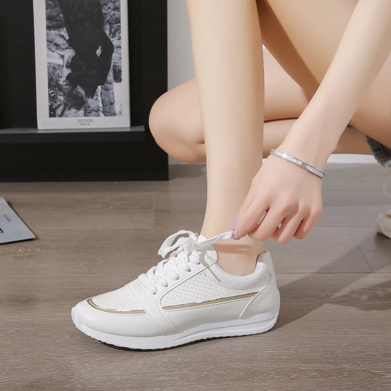 Damen Sportliche Sneakers mit atmungsaktiver und flexibler Sohle Heidi Mode - Image 4