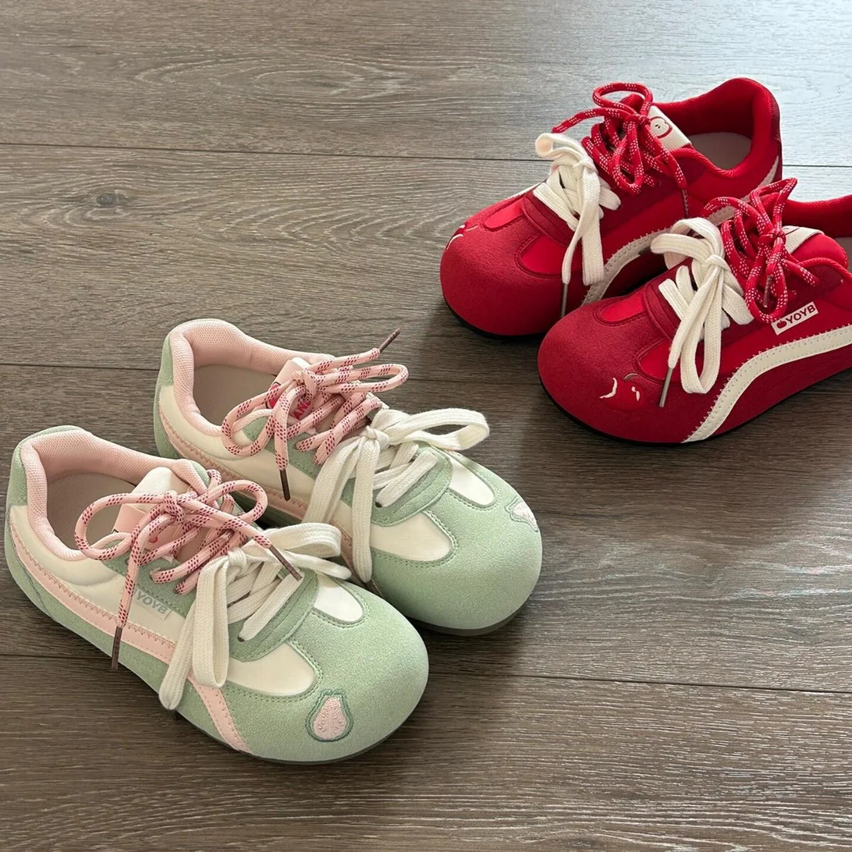 Damen Sportliche Sneakers mit auffälligem Design und bequemer Dämpfung Heidi Mode - Image 2